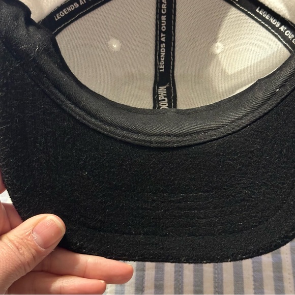 Pink Dolphin SnapBack GUC - Picture 3 of 8